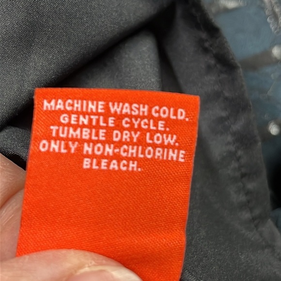 KIRNA ZABETE at TARGET Black Metallic Surplice Front Sleeveless Party Dress 14 - Picture 14 of 16